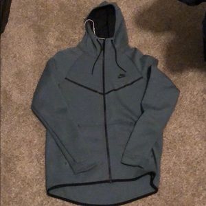 Nike Air Max Hoodie. Size Large